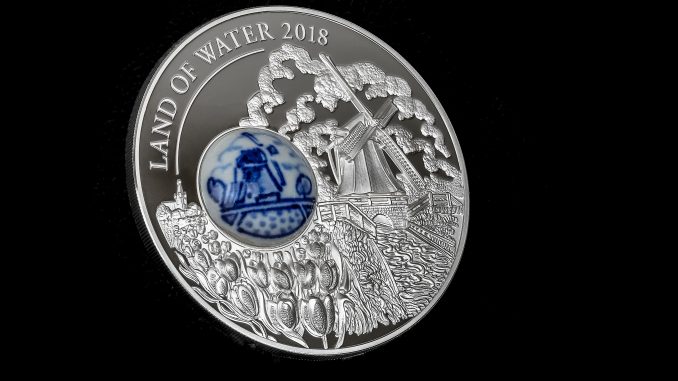 Cook Islands 2018 10 Dollars Royal Delft Land of Water Silver Coin