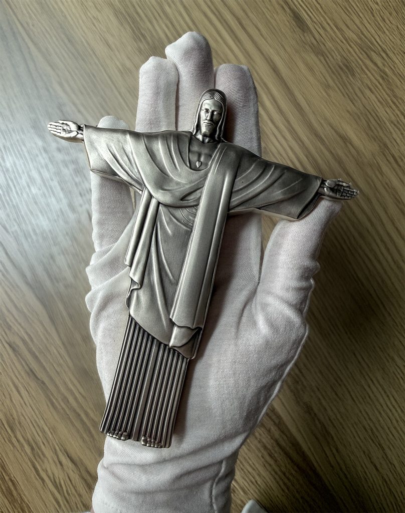 Christ the Redeemer 3D Antiqued 1 KILO Silver Coin Cameroon 2026 10000 Francs